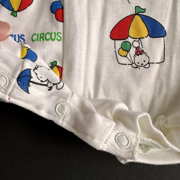 Vintage Carter’s Baby Romper 6-9M Circus Bear Balloons 90’s One Piece - Picture 5 of 6